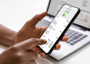 The Challenges of Cash Payments in a Digital Economy: Barriers to Financial Inclusion