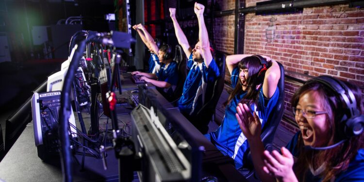 Is eSports Dying in 2025?