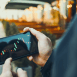 Trading Apps Use Casino Color Psychology in Platform Design