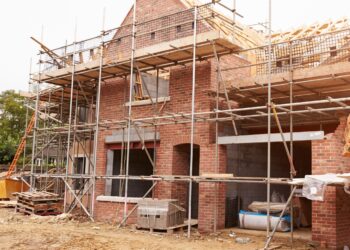 What are the Financial Steps to Building a House?