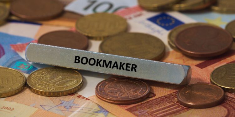How Bookmakers Manage Risks and Earn