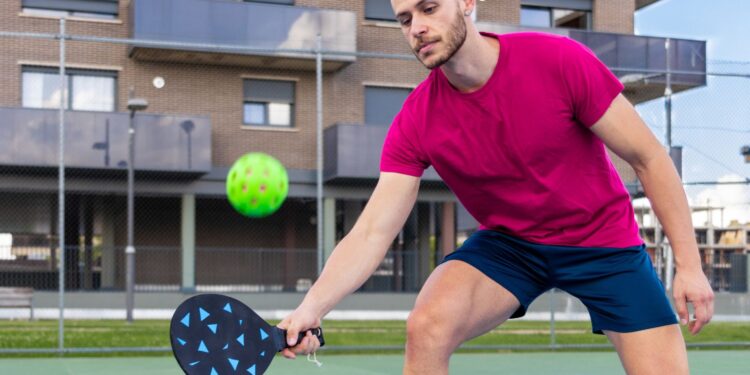 Pickleball vs Tennis: Key Differences, Rules, and Pickleball Court vs Tennis Court Explained