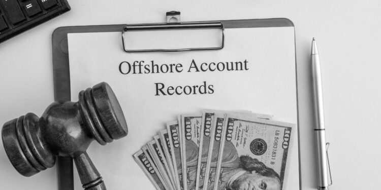 Offshore Savings Accounts for Expats: What They Are and Why They Matter