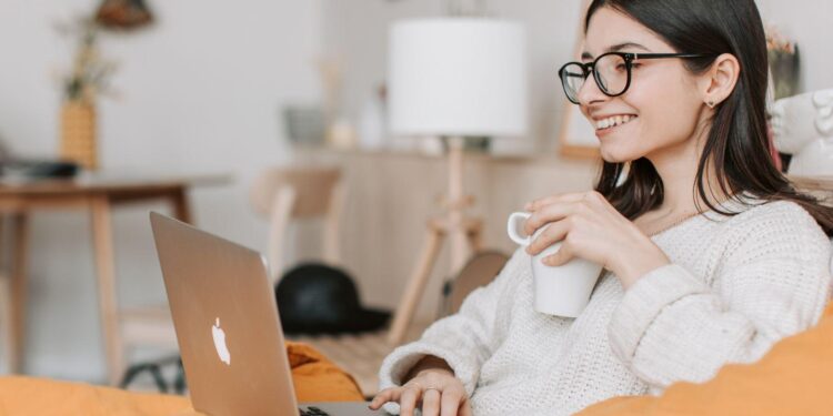 The Most Simple Tech Side Hustles to Start Online